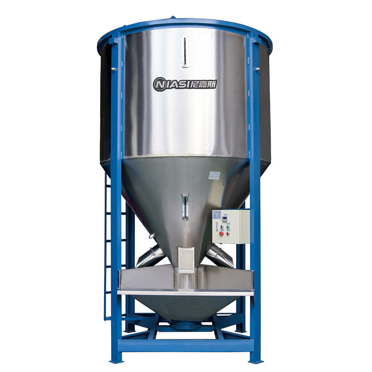 Hvorfor er lodrette fodermixere vigtige for moderne fodringssystemer?